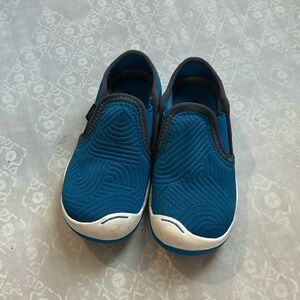 PLAE Boys Slip Ons 9 US Blue